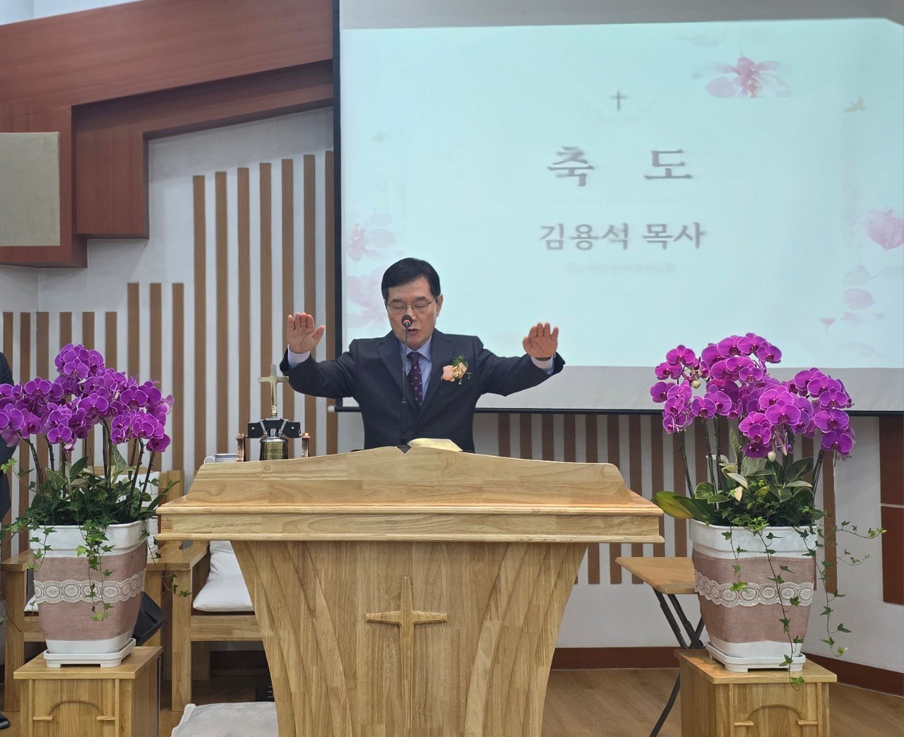 둔촌동 교회-69383019103.jpg