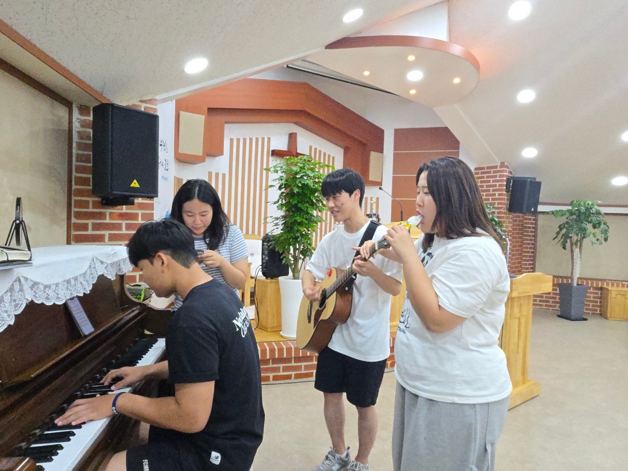 둔촌동 교회-전체 사진-70130061855.jpg